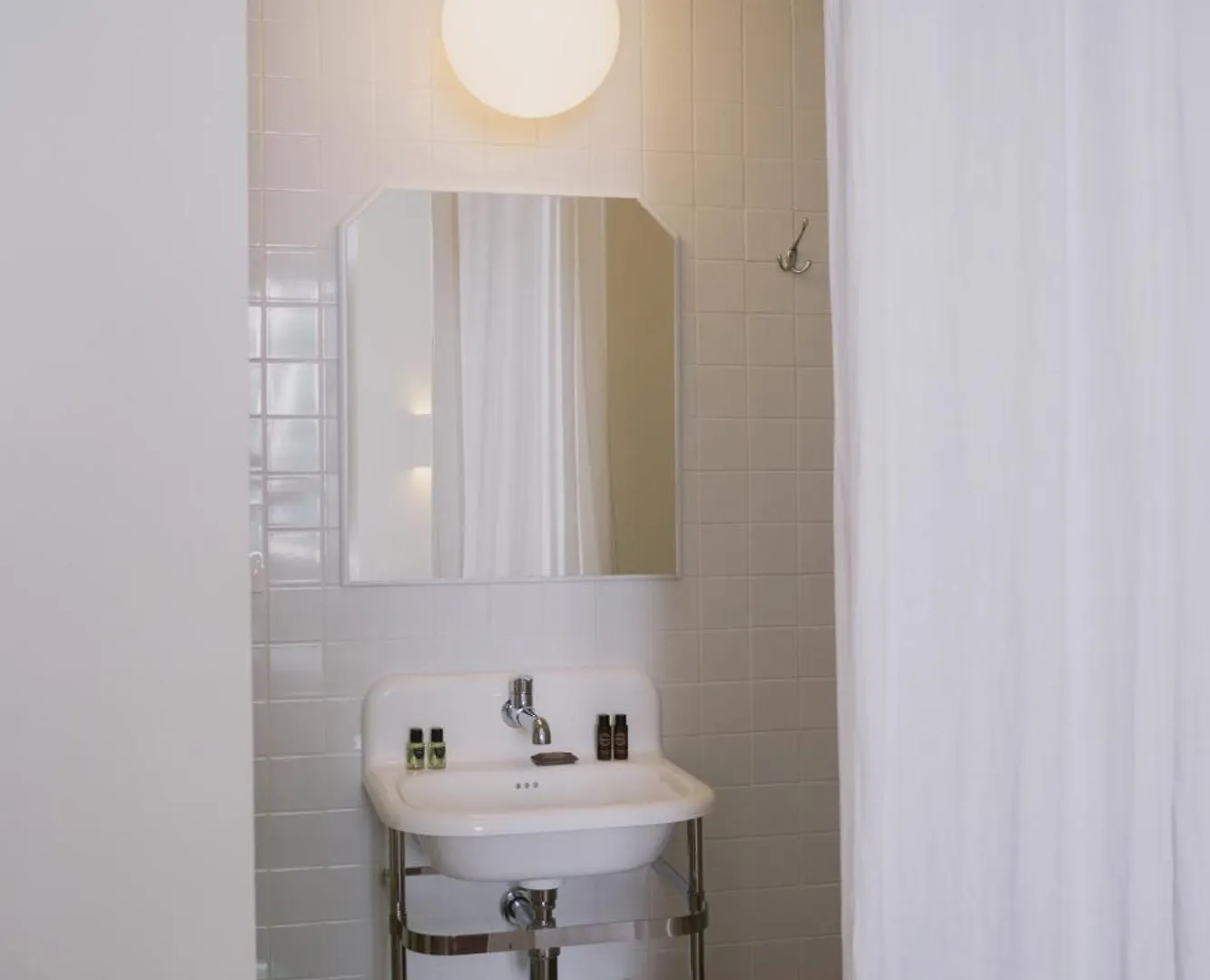Bed & Breakfast Can Set Cadaques